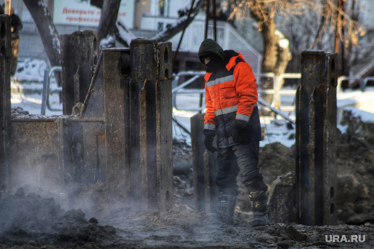 Ремонт канализации на улице Куйбышева. Курган 