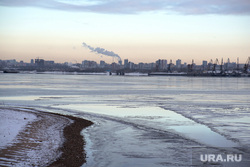 Виды города. Пермь, лед на реке, кама, река, лед