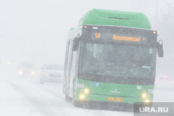 Виды Екатеринбурга необр, автобус, снег в городе, маршрут54