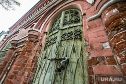 Виды города. Шадринск
, памятник архитектуры, кованая дверь, старинная дверь