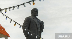 Памятник Ленину на площади революции. Челябинск, памятник ленину, монумент, площадь революции, ильич, скульптура ленин