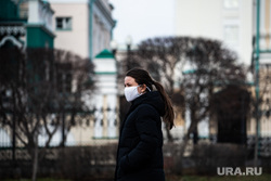 Виды Екатеринбурга, город, защитная маска, улица, маска на лицо, девушка в маске