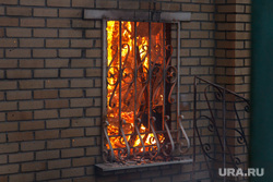 Верховые пожары в поселках Джабык и Запасное. Челябинская область, огонь, лесной пожар, окно, дом горит, село запасное
