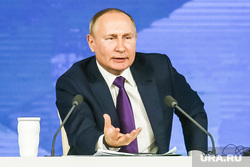 Путин рассказал, как будут поддерживать детей со СМА. «Работа настроена»