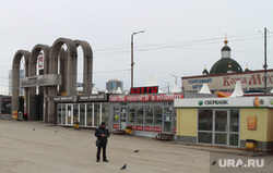 Городской траффик во время нерабочих дней точки съемки вторник Пермь, центральный рынок пермь