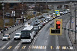 Виды Москвы, светофор, пробка, автомобильное движение, движение на дороге, дорога, москворецкая набережная