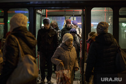Виды Перми, автобус, пасажиры, общественный транспорт