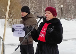 Ксения Айтакова на митинге против QR-кодов вспомнила о протестах в Казахстане