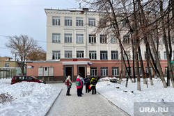 Ситуация с эвакуацией в школах. Челябинск, школьники, ученики, дети, школа, 30 школа