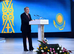 Назарбаев лишился последнего поста в Казахстане
