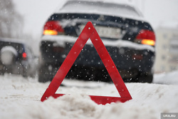 Водитель легкового автомобиля пошел на обгон в запрещенном месте (фото из архива)