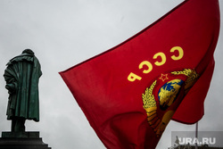 Митинг КПРФ за отмену выборов на Пушкинской площади. Москва, ссср, советский союз, памятник пушкину, кпрф, пушкинская площадь, митинг, протест, коммунисты
