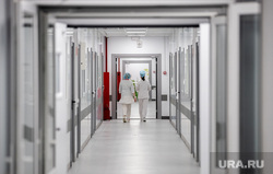 Открытие медцентра для пациентов с COVID-19. Краснотурьинск, Свердловская область, коридор, краснотурьинск, больница, медсестры, медцентр, медицинский центр спасения