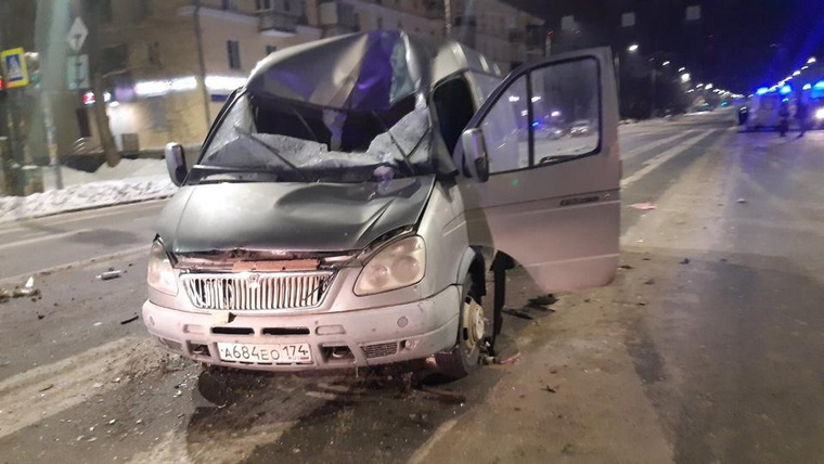 Автомобиль скорой врезался в автомобиль ГАЗ