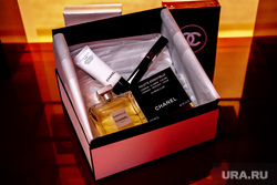 Подарки к 8 марта в бутике Chanel. Екатеринбург, chanel, шанель, парфюм