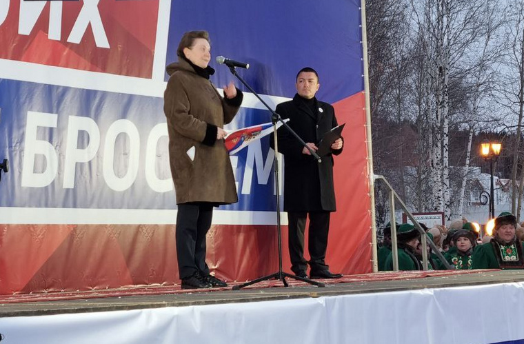 Губернатор ХМАО Наталья Комарова выступила перед жителями города
