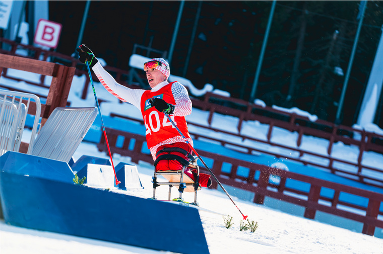 Иван Голубков на зимних Паралимпийских играх в Ханты-Мансийске (ХМАО) завоевал шесть наград — четыре золота и два серебра