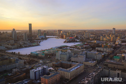 Панорама города. Екатеринбург, вид города, городской пруд, город екатеринбург
