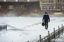 Снегопад. Челябинск, снег, пешеход, зима, буран, ветер, метель, снегопад