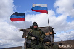 Обстановка в освобожденных районах в г. Мариуполь. Украина, армия, военные, блокпост, украина, мариуполь, война, флаг днр, военнослужащий, вежливые люди, солдат, сво, специальная военная операция