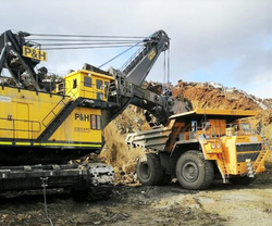 На основном карьере СКМ началась добыча железной руды