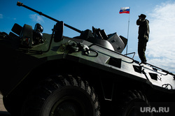 День танкиста на полигоне "Старатель". Свердловская область, Нижний Тагил , военная техника, танкист, триколор, флаг россии, танк, солдат