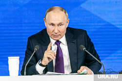 Семнадцатая ежегодная пресс-конференция президента РФ. Москва, портрет, путин владимир