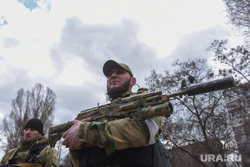 Работа чеченского добровольческого батальона Ахмат в Мариуполе. Украина, чеченцы, боец, автомат, воин, армия, военные, донбасс, война, ахмат, солдат, сво, кадыровцы