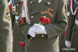 Празднование Дня Победы в ВОВ в Салехарде, минута молчания, траур, возложение цветов, день победы, 9 мая
