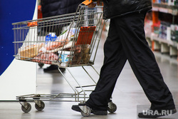 Торговый центр. Курган, продукты, покупатели, цены, супермаркет, продуктовая корзина, магазин, тележка с продуктами, покупки, покупатель, цены на продукты, продукты питания