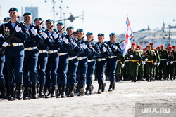 Генеральная репетиция военного парада, посвященного 76-ой годовщине Победы в Великой Отечественной войне. Екатеринбург, военнослужащие, репетиция парада, парадный строй, парадный расчет