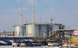 Клипарт. Мегион, цистерны, нефть, хранилище