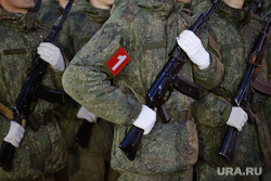 Ночная репетиция Парада Победы. Екатеринбург, автомат, военные, ак, строй