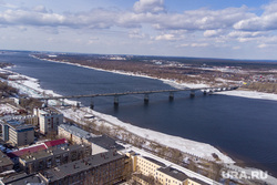 Виды города с дрона. Пермь, река кама, коммунальный мост, пермь с высоты, виды перми дрон, город весной