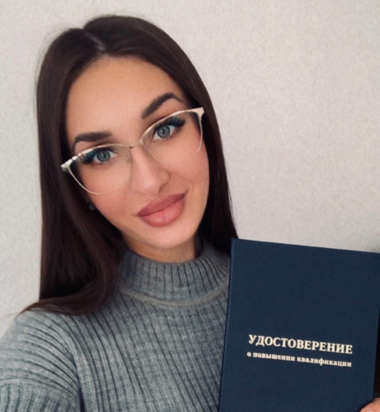 29 декабря 2021 года Валентина Никулина сообщила на своей странице во «ВКонтакте», что прошла повышение квалификации по программе «Инфекционные болезни» в частном центре «КОМПиЯ»