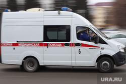 Город. Курган, машина скорой помощи, скорая помощь