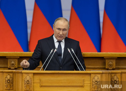 Президент на совете законодателей. Санкт-Петербург