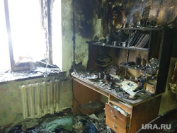 Выгоревшая квартира, с которой начался пожар в доме на Рассветной, 7 в Екатеринбурге