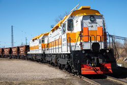 «ЕВРАЗ НТМК» закупил четыре современных локомотива для грузоперевозок на предприятии