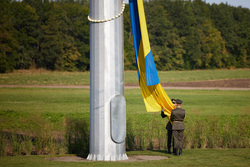 Официальный сайт президента Украины. Москва, флаг украины, ВСУ, украинские военные, вооруженные силы украины