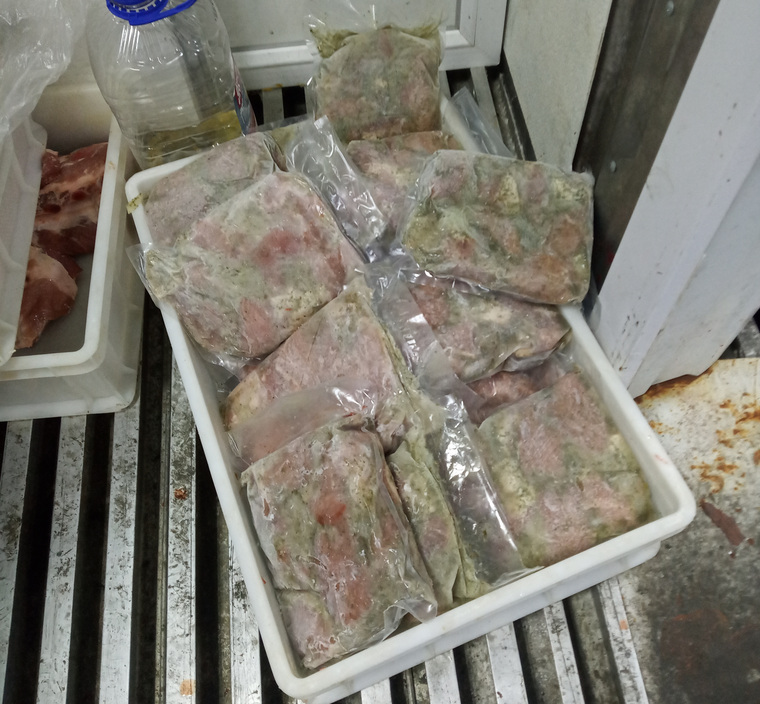 На ООО «Зауральская мясная компания» выявили просроченную продукцию