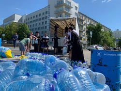 Воду для Донбасса собирали два месяца