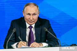 Семнадцатая ежегодная пресс-конференция президента РФ. Москва, портрет, путин владимир