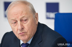 Пресс-конференция, посвященная юбилею первого губернатора Свердловской области Эдуарда Росселя. Екатеринбург, россель эдуард, портрет