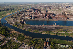 Mariupol during the withdrawal of civilians from the Azovstal plant.  DPR/Ukraine, Azovstal metallurgical plant, Azovstal plant