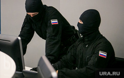 Security forces, search.  Moscow, FSB, security forces, search, mask show