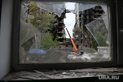 Mariupol during the removal of rubble and the siege of the Azovstal plant.  DPR/Ukraine, Ministry of Emergency Situations, consequences, ukraine, explosion, mariupol, war, debris removal, repair, destruction, shelling, restoration, NVO