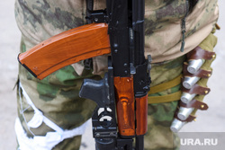 Работа чеченского добровольческого батальона Ахмат в Мариуполе. Украина, чеченцы, боец, автомат, воин, армия, военные, донбасс, война, магазин, ахмат, солдат, сво, кадыровцы