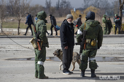 Обстановка в освобожденных районах в г. Мариуполь. Украина, украина, ополченец, мариуполь, война, днр, патруль, народная милиция, комендатура, гуманитарная катастрофа, сво, специальная военная операция