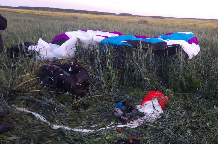 В Кунгурском районе Пермского края упал и погиб мотопарапланерист